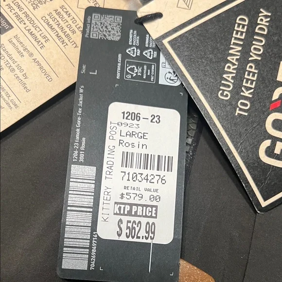 Norrøna Tamok Gore-Tex Women's Snowboard Jacket Rosin - Picture 8 of 16